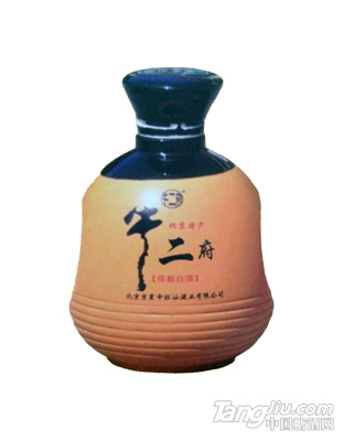 牛二府陳釀白酒 北京特產(chǎn) 500ml 42%vol